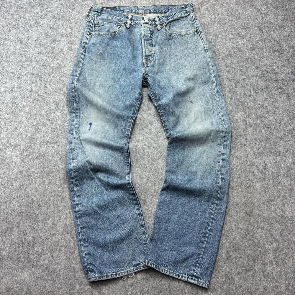 Levi's 501 Jeans Mens 31x30 Blue Light Wash Straight Leg Button Fly Denim Pants